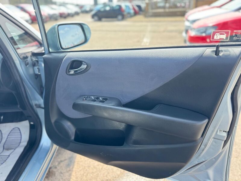 HONDA JAZZ