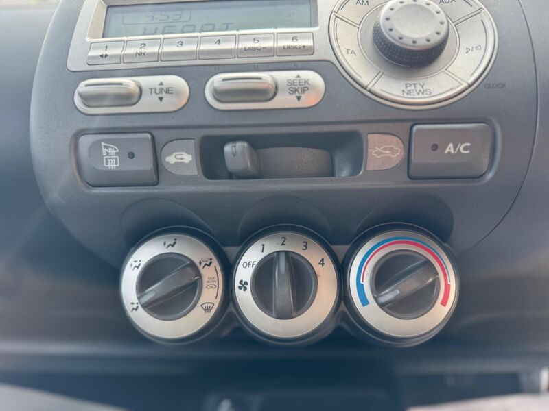 HONDA JAZZ