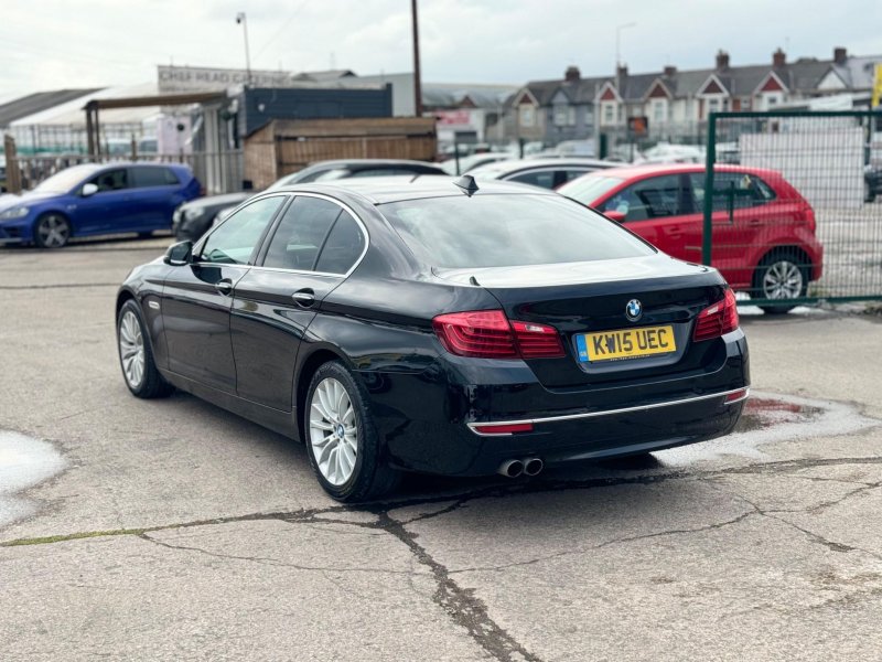 BMW 5 SERIES