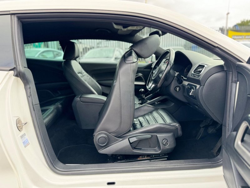 VOLKSWAGEN SCIROCCO