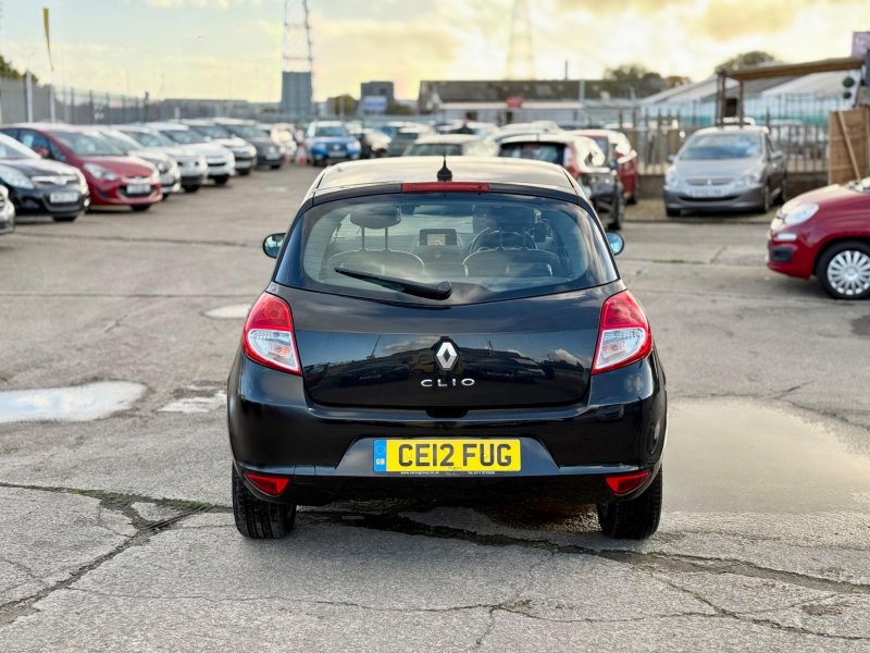 RENAULT CLIO