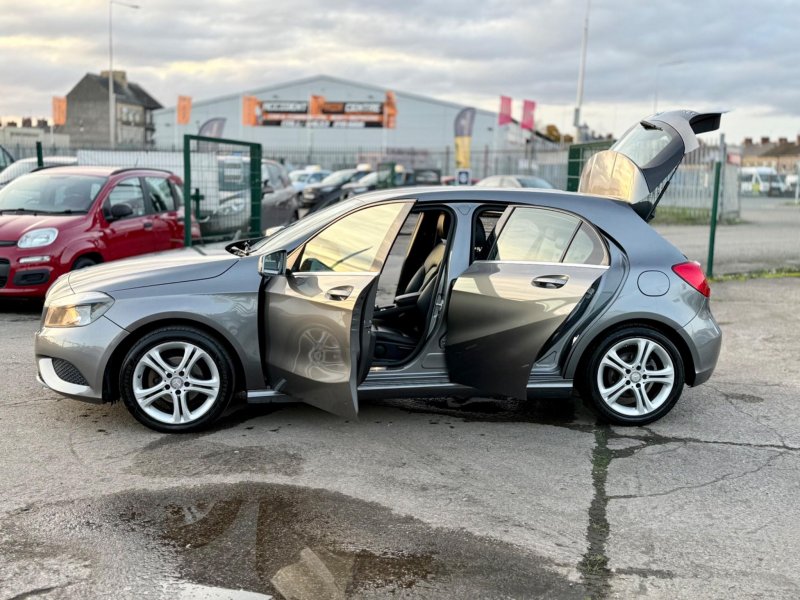 MERCEDES-BENZ A CLASS