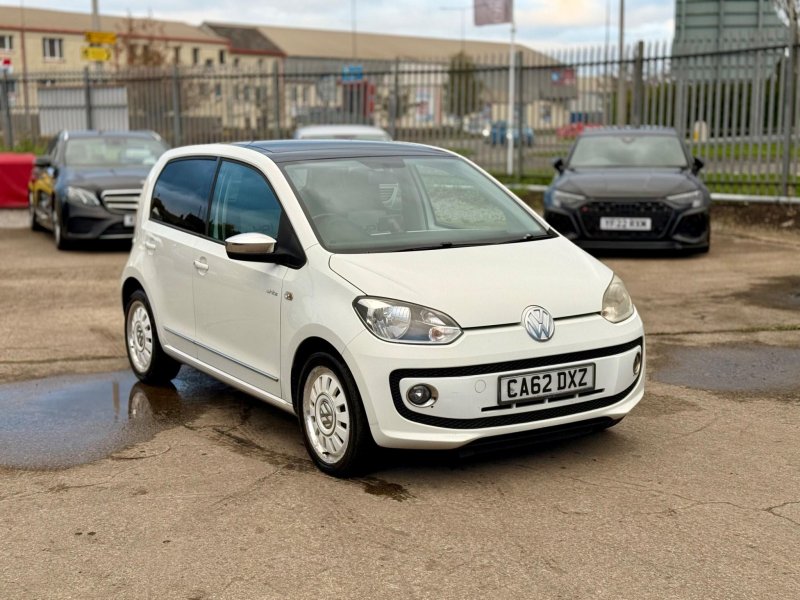 VOLKSWAGEN UP