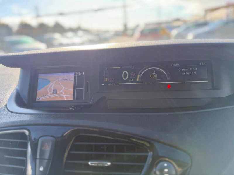 RENAULT GRAND SCENIC