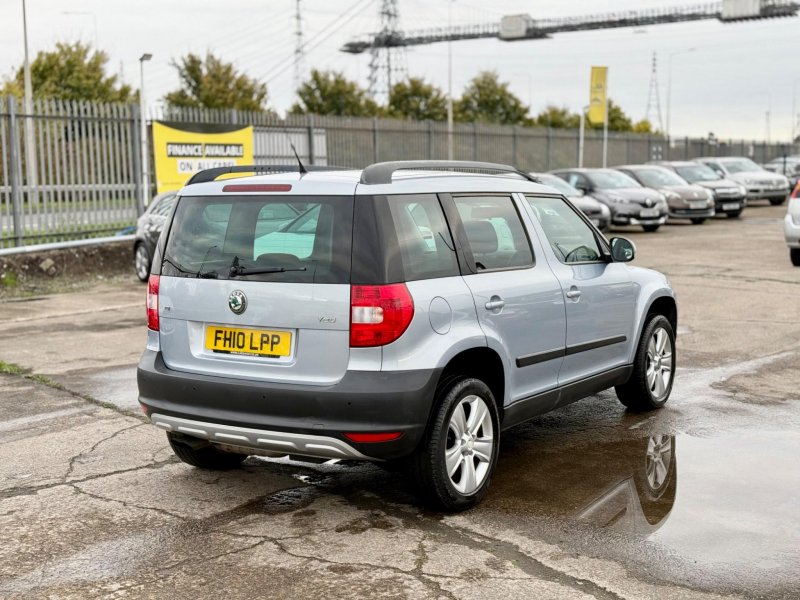 SKODA YETI