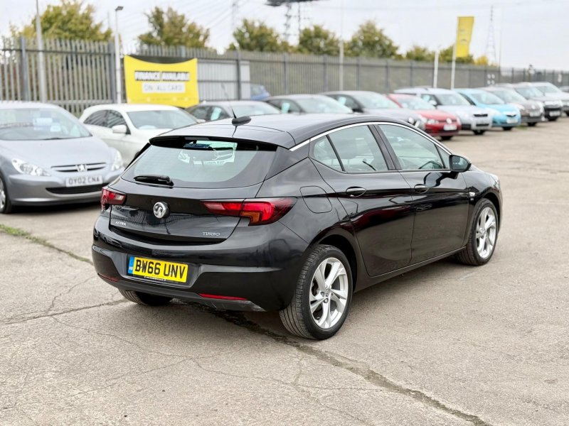 VAUXHALL ASTRA