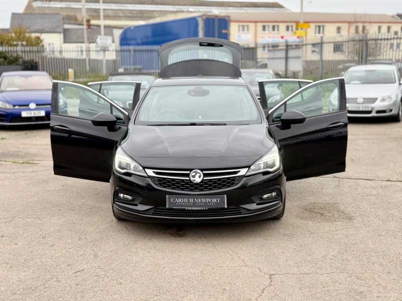 VAUXHALL ASTRA