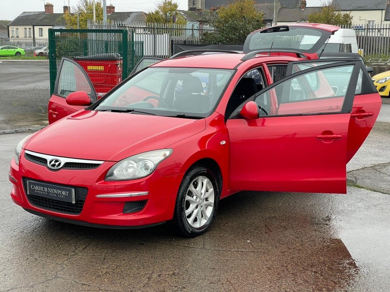 HYUNDAI I30