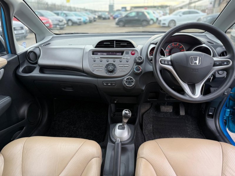 HONDA JAZZ