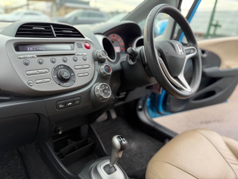 HONDA JAZZ