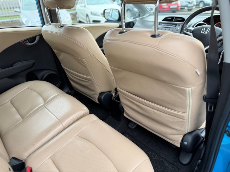 HONDA JAZZ