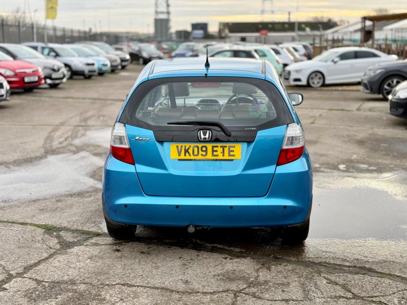 HONDA JAZZ