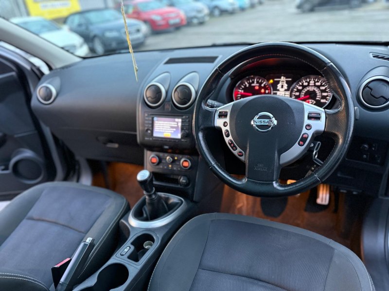 NISSAN QASHQAI