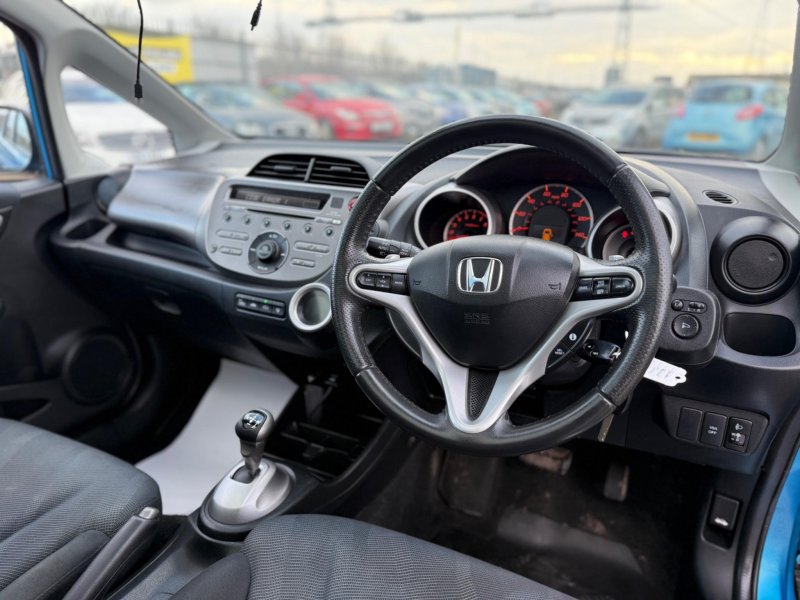 HONDA JAZZ