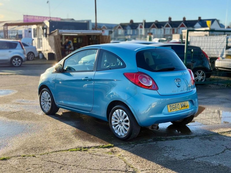 FORD KA