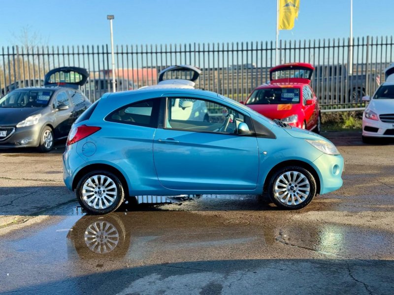 FORD KA