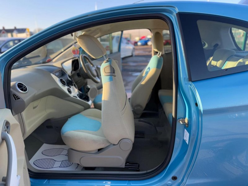 FORD KA