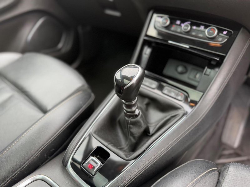 VAUXHALL GRANDLAND X