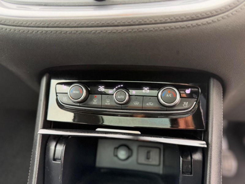 VAUXHALL GRANDLAND X
