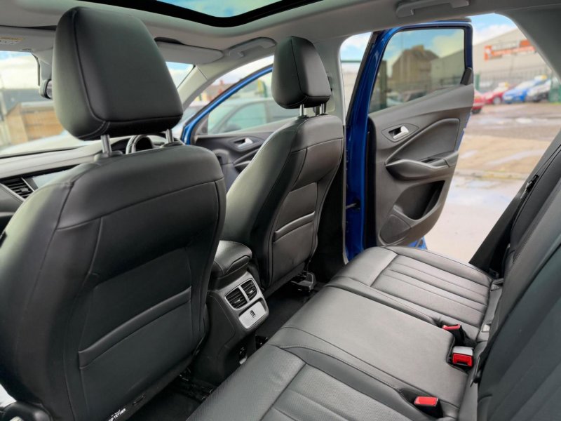 VAUXHALL GRANDLAND X