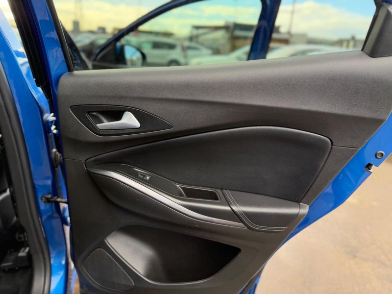 VAUXHALL GRANDLAND X