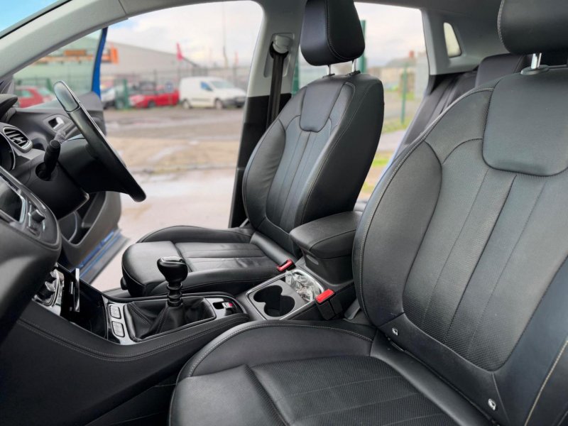 VAUXHALL GRANDLAND X