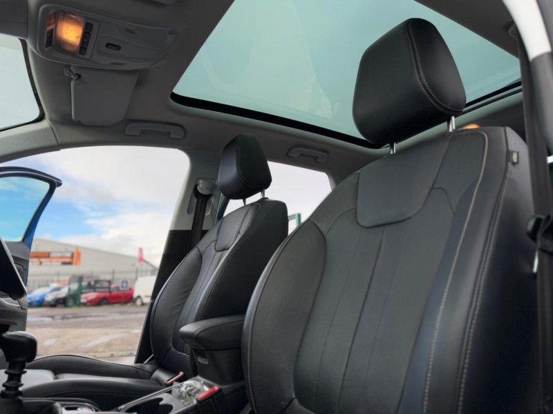 VAUXHALL GRANDLAND X