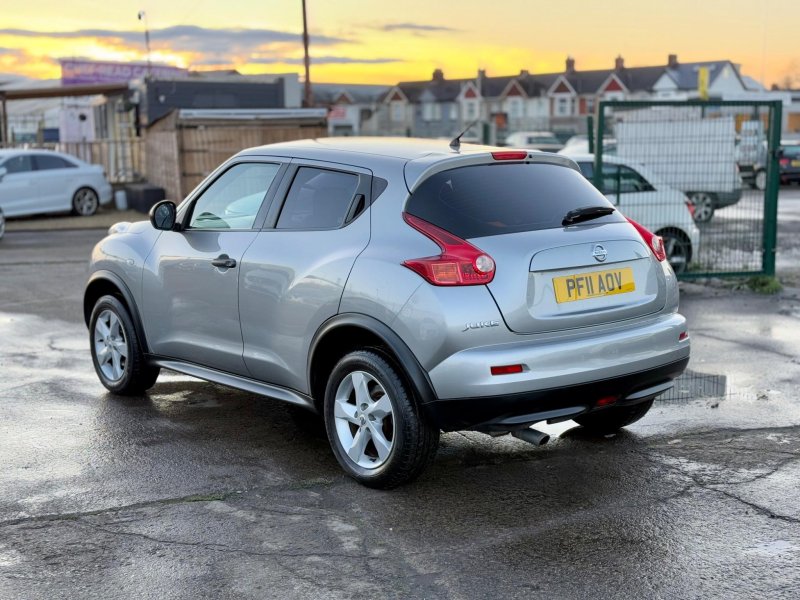NISSAN JUKE