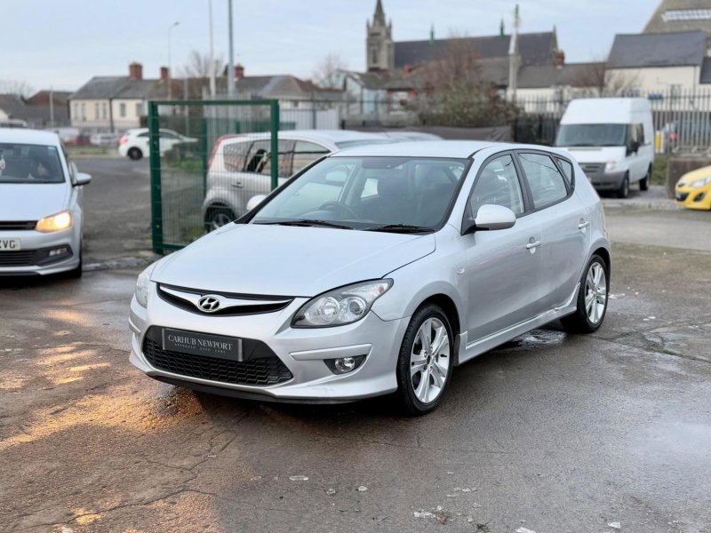 HYUNDAI I30