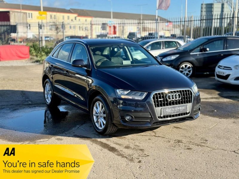 AUDI Q3