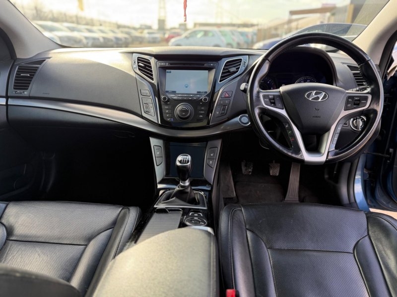 HYUNDAI I40