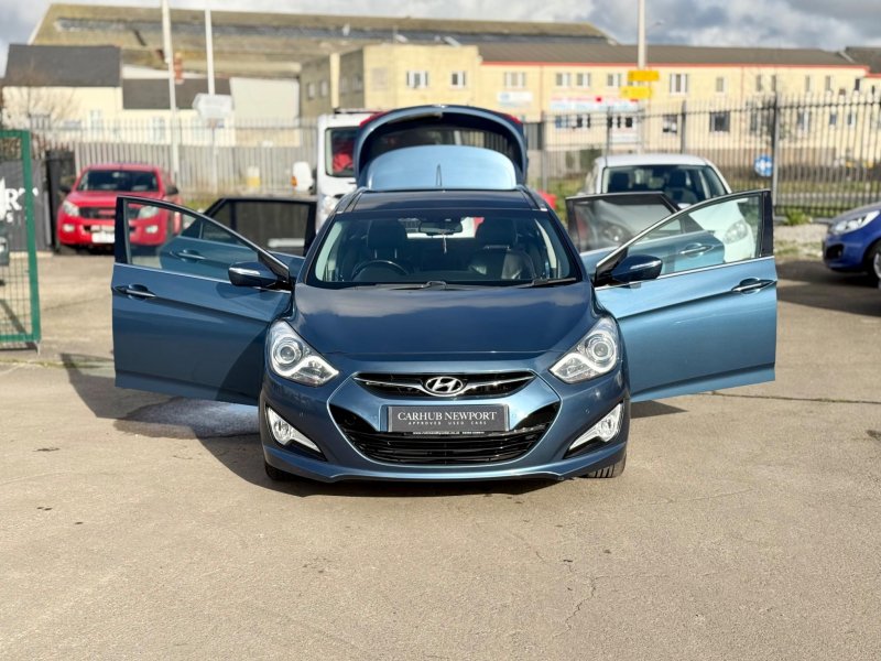 HYUNDAI I40