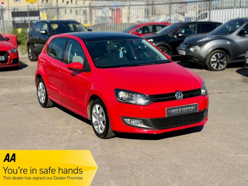 VOLKSWAGEN POLO